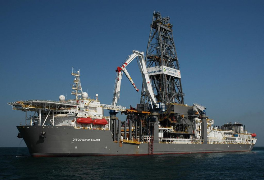 Transocean Postpones Delivery of Two Drillships.jpg
